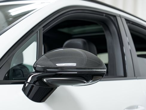 Certified 2024 Porsche Cayenne Turbo image 38