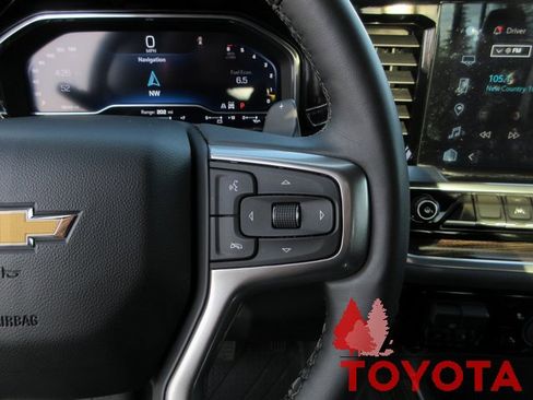 Used 2025 Chevrolet Silverado 1500 LT w/ LPO, Dark Essentials Package image 21