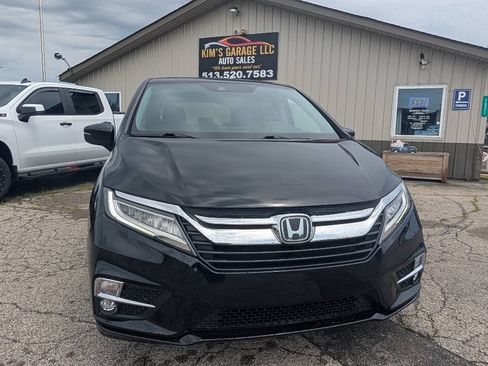 Used 2019 Honda Odyssey Touring image 2