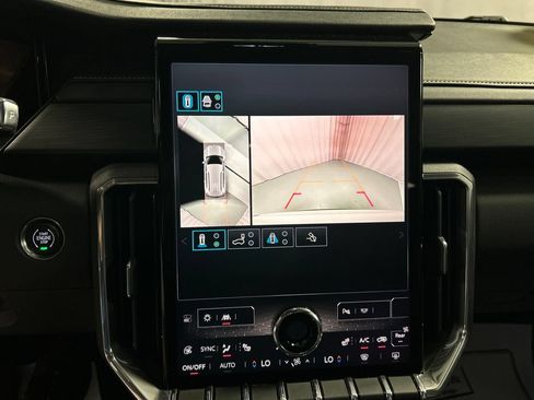 Used 2025 GMC Acadia Elevation FWD image 18