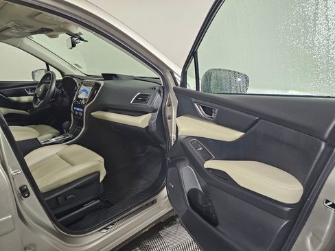 Used 2019 Subaru Ascent Limited w/ Popular Package #2A image 12