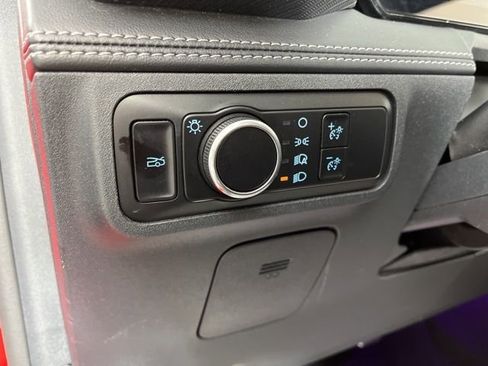 Used 2024 Ford Mustang Premium image 31