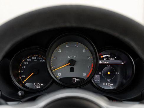 Used 2016 Porsche Cayman GT4 image 34