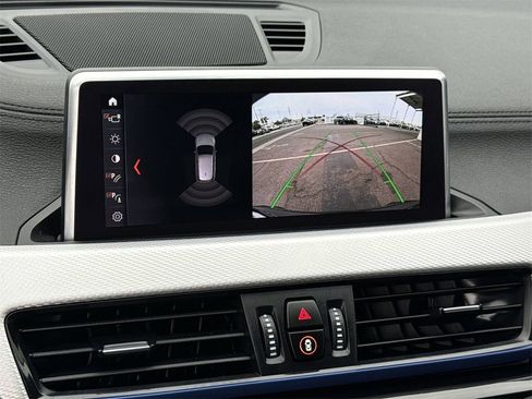 Used 2021 BMW X1 sDrive28i w/ M Sport Package image 24