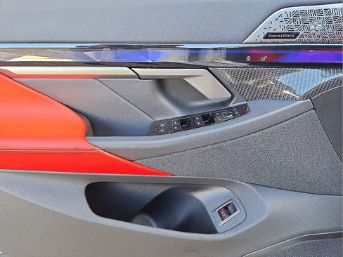 Used 2026 BMW M5 w/ Carbon Package image 20