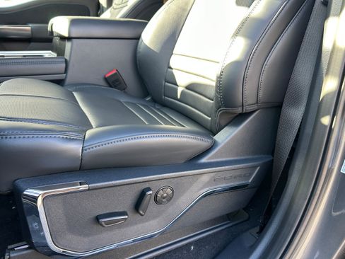 New 2026 Ford F350 Platinum w/ FX4 Off-Road Package image 36