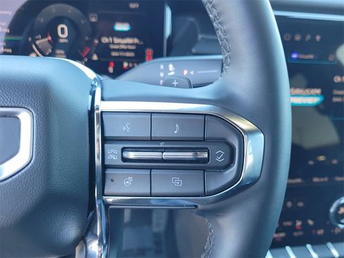 Certified 2025 GMC Acadia Elevation image 32