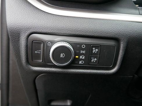 Used 2021 Ford Explorer XLT w/ Equipment Group 202A image 11