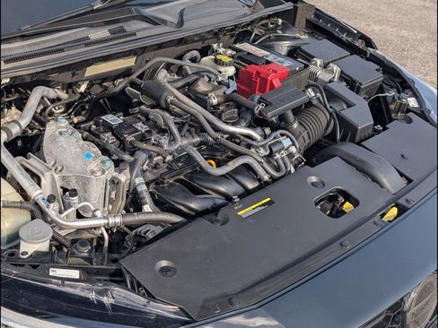 Used 2021 Nissan Sentra SV image 24