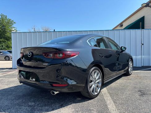 Used 2023 MAZDA MAZDA3 s FWD image 6