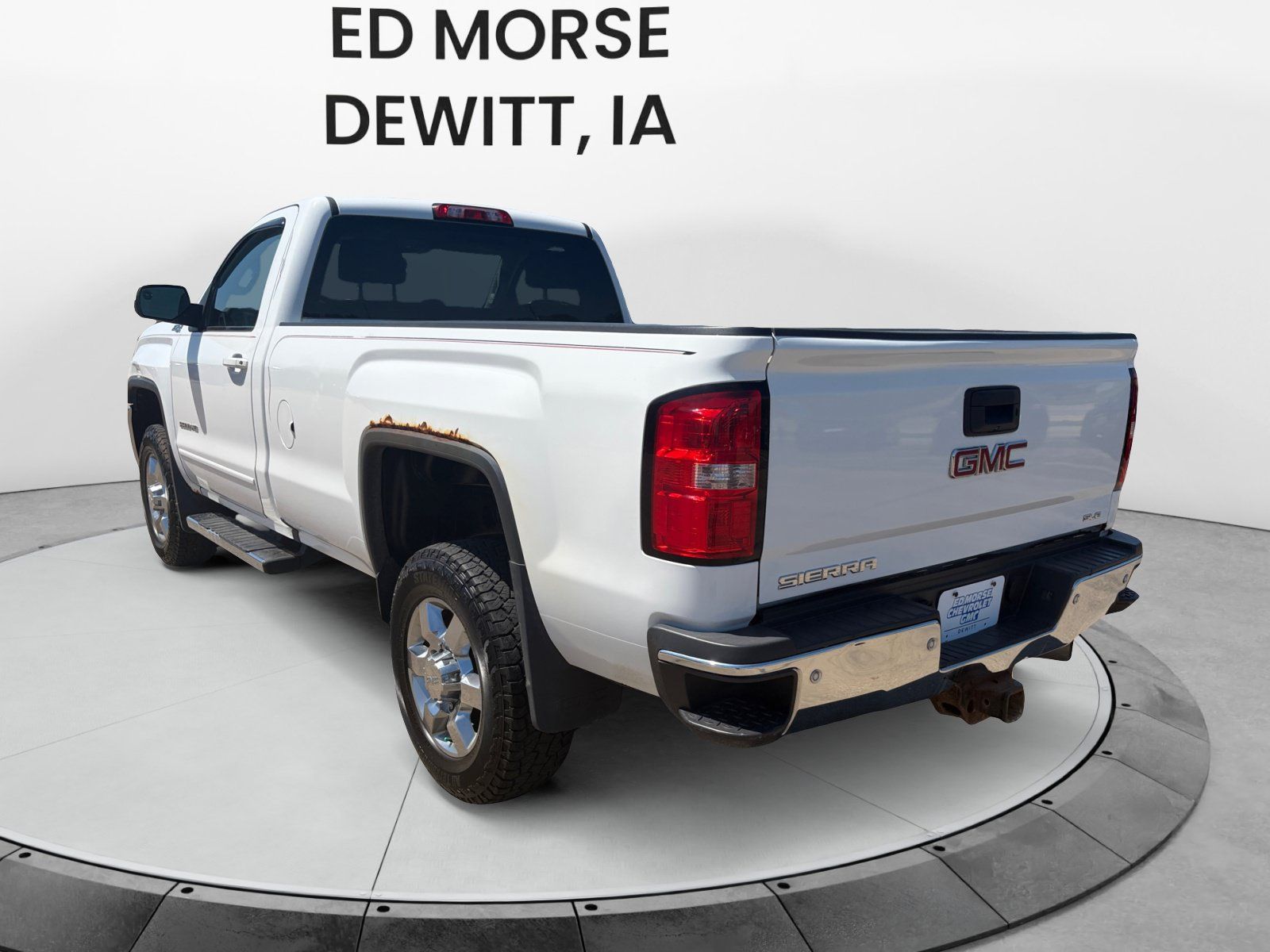 Used 2016 GMC Sierra 2500 SLE w/ SLE Preferred Package AWD/4WD image 3