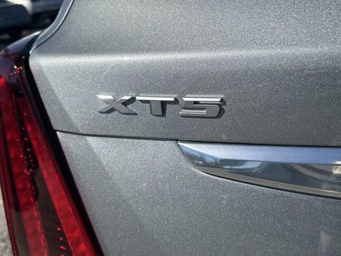 Certified 2025 Cadillac XT5 Premium Luxury w/ Technology Package image 9