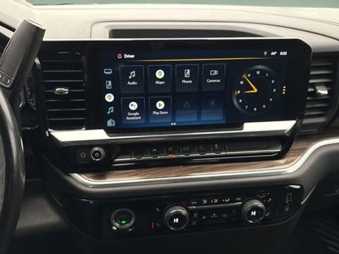 Used 2022 Chevrolet Silverado 1500 LT image 10