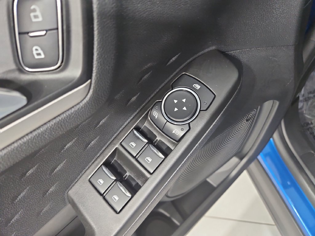 Used 2020 Ford Escape SE AWD/4WD image 12