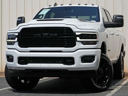 Used 2024 RAM 3500 Laramie w/ Night Edition AWD/4WD image 3