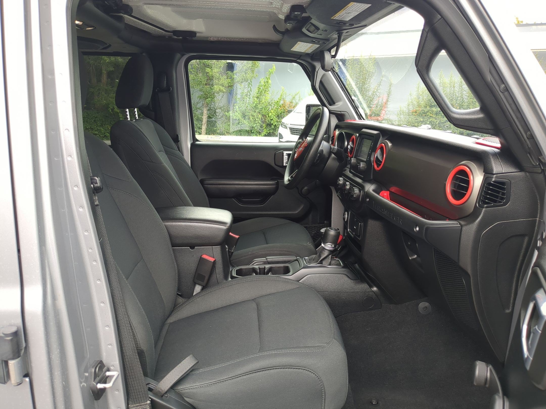 Used 2021 Jeep Wrangler Unlimited Sport AWD/4WD image 29
