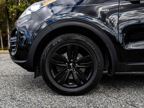 Used 2018 Kia Sportage LX w/ LX Popular Package AWD/4WD image 10