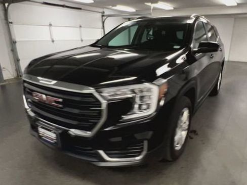 Certified 2023 GMC Terrain SLE w/ Driver Convenience Package AWD/4WD image 4