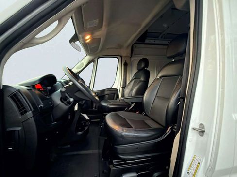 Used 2020 RAM ProMaster 2500 image 11
