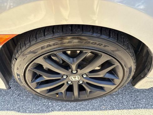 Used 2020 Honda Civic Si image 12