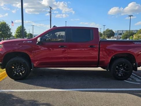 Used 2021 Chevrolet Silverado 1500 LT Trail Boss w/ Convenience Package II AWD/4WD image 5