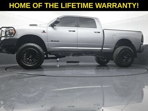Used 2022 RAM 2500 Big Horn w/ Night Edition AWD/4WD image 56
