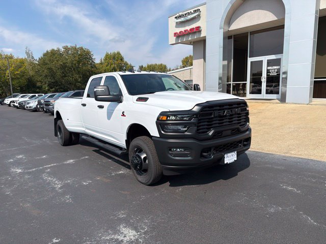 New 2027 RAM 3500 Tradesman AWD/4WD image 2