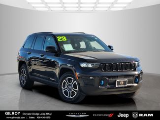 Used 2023 Jeep Grand Cherokee Trailhawk w/ Advanced Protech Group II AWD/4WD video 1