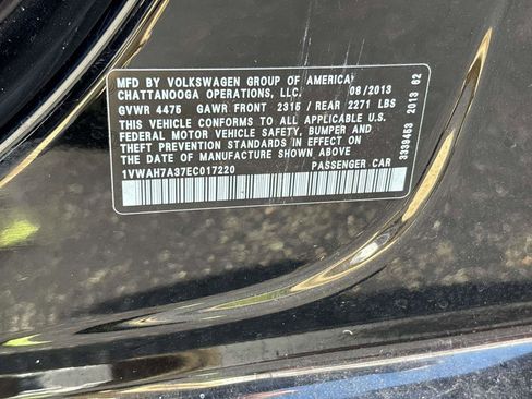 Used 2014 Volkswagen Passat Wolfsburg Edition image 27