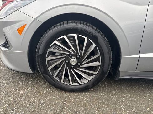 Used 2023 Hyundai Sonata SEL image 9