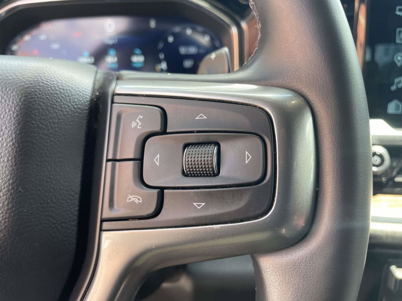 Used 2024 Chevrolet Silverado 1500 RST w/ All Star Edition Plus AWD/4WD image 8