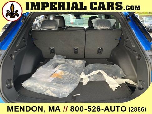 New 2026 Chevrolet Equinox EV LT image 11