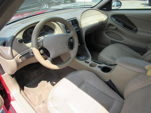 Used 2002 Ford Mustang Premium RWD image 14