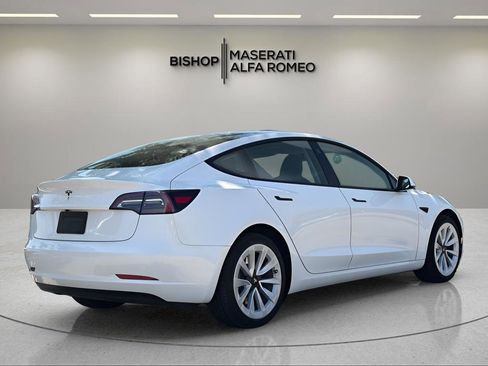 Used 2023 Tesla Model 3 Standard Range image 6