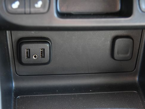 Used 2020 Chevrolet Colorado Z71 image 25