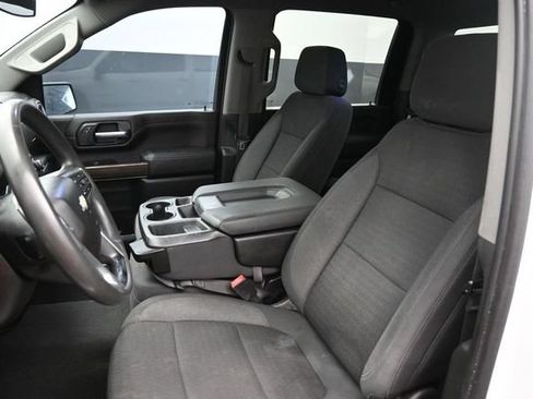 Used 2022 Chevrolet Silverado 2500 LT AWD/4WD image 9
