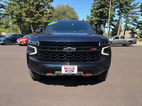 Used 2024 Chevrolet Suburban Z71 w/ Off-Road Capability Package AWD/4WD image 2