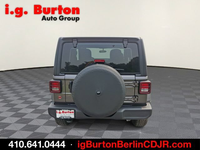 Used 2025 Jeep Wrangler Sport AWD/4WD image 5