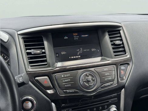 Used 2020 Nissan Pathfinder SV w/ Rock Creek Edition FWD image 33