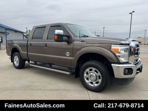 Used 2015 Ford F250 Lariat w/ Chrome Package image 32