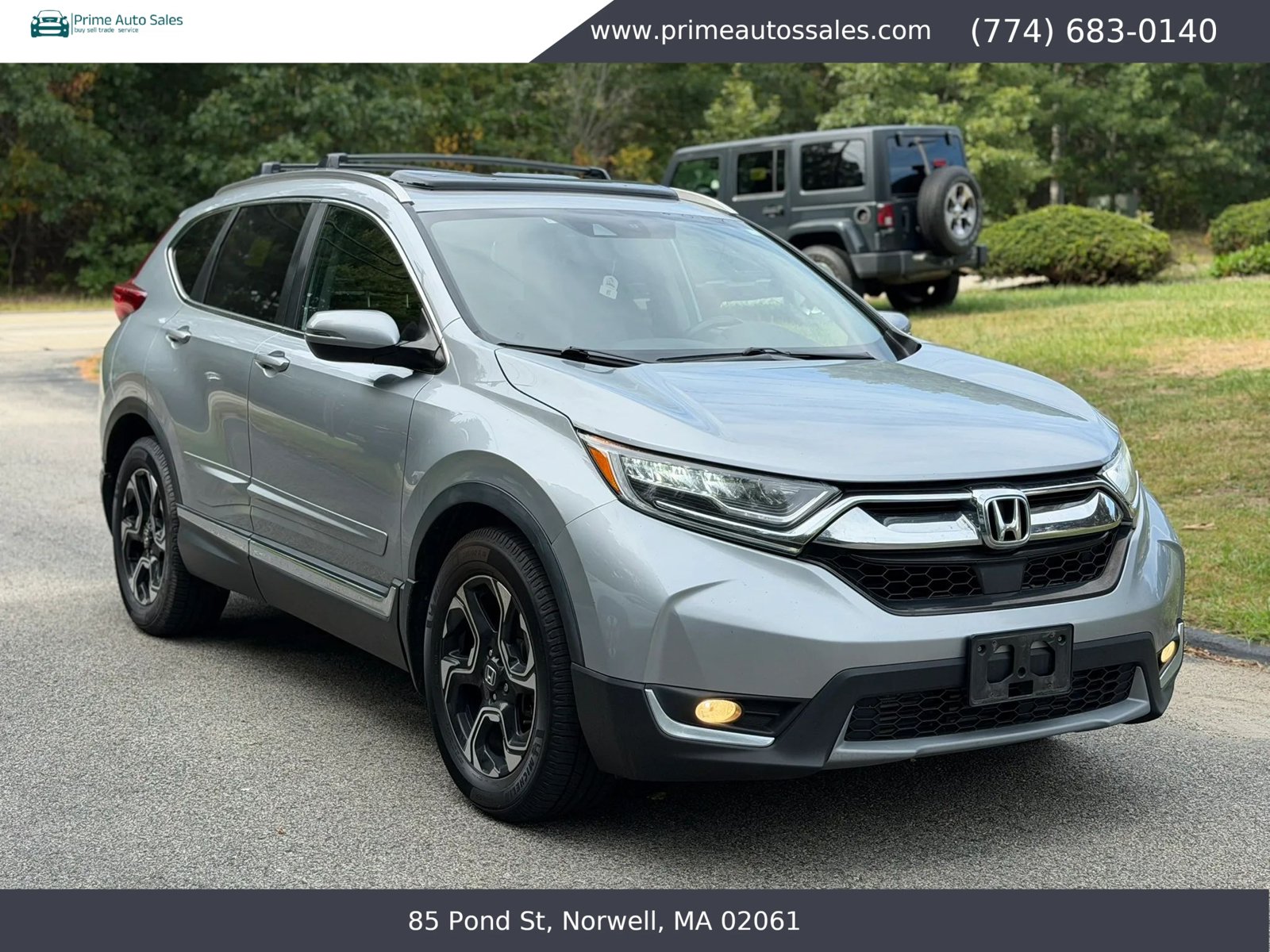 Used 2018 Honda CR-V Touring image 2
