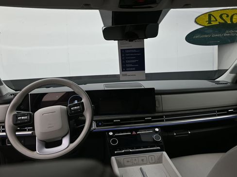 Certified 2024 Hyundai Santa Fe Calligraphy image 32