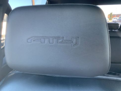 Used 2023 GMC Sierra 1500 AT4 image 19