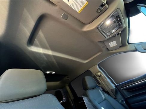 Used 2023 Chevrolet Silverado 1500 LT Trail Boss w/ Protection Package image 17