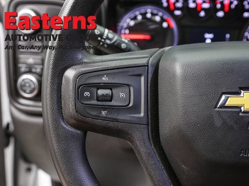 Used 2021 Chevrolet Silverado 1500 W/T w/ WT Value Package AWD/4WD image 15