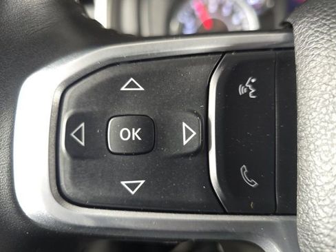 Used 2024 RAM 2500 Big Horn w/ Sport Appearance Package image 14