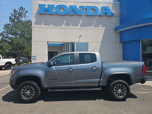 Used 2022 Chevrolet Colorado ZR2 AWD/4WD image 2