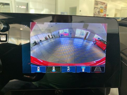 Used 2025 Chevrolet Corvette Stingray Premium Conv w/ Z51 Performance Package image 19