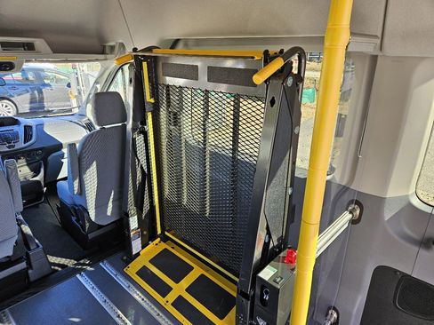 Used 2016 Ford Transit 350 XLT image 52