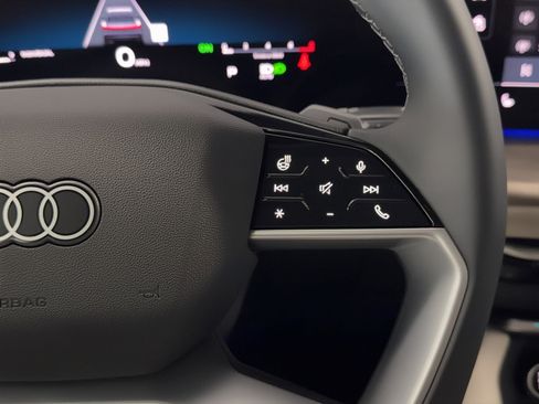 New 2025 Audi Q5 Premium AWD/4WD image 22